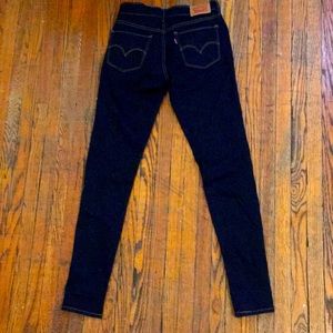 Brand new, never worn Levi’s 710 Skinny Jeans
